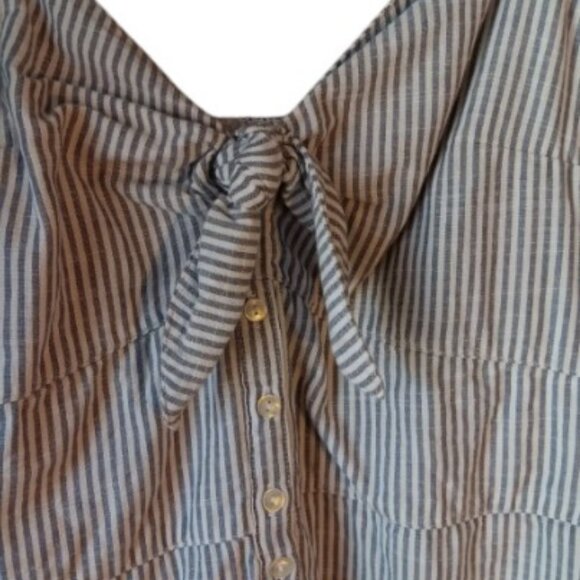 Abercrombie & Fitch grey striped tie front dress size L - Picture 6 of 13